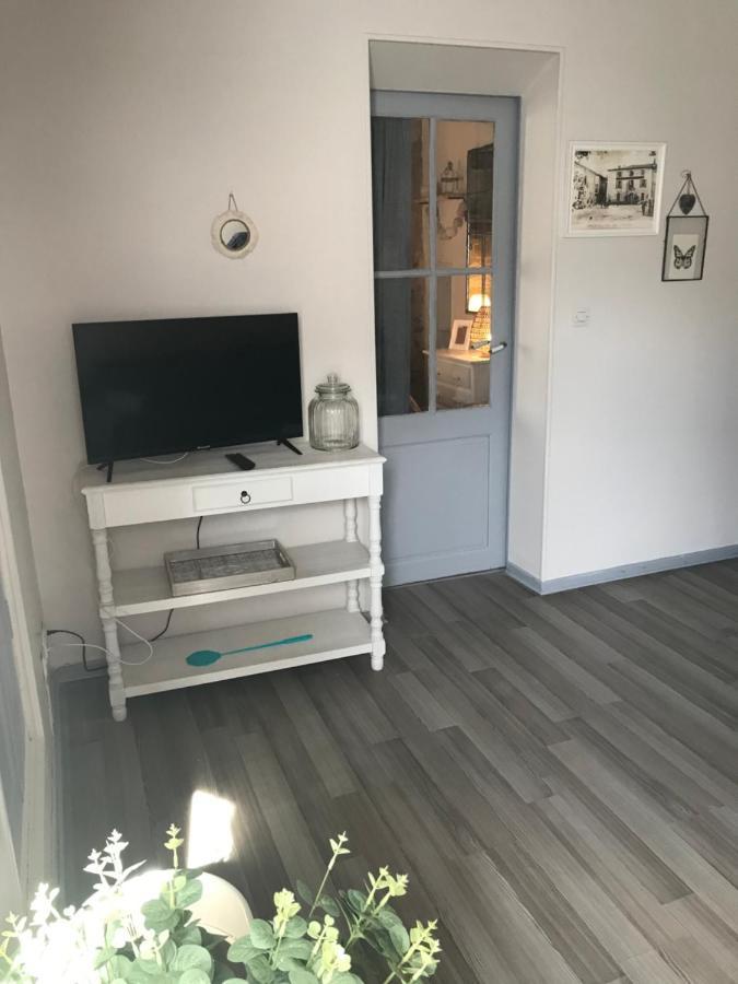 Au Coeur De Céreste Eksteriør billede